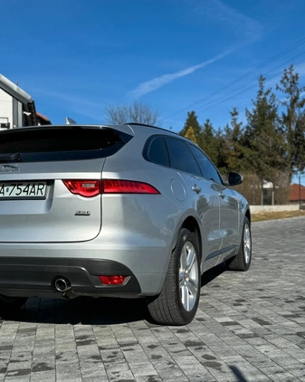 Jaguar F-Pace cena 142999 przebieg: 188000, rok produkcji 2017 z Jaworzno małe 631